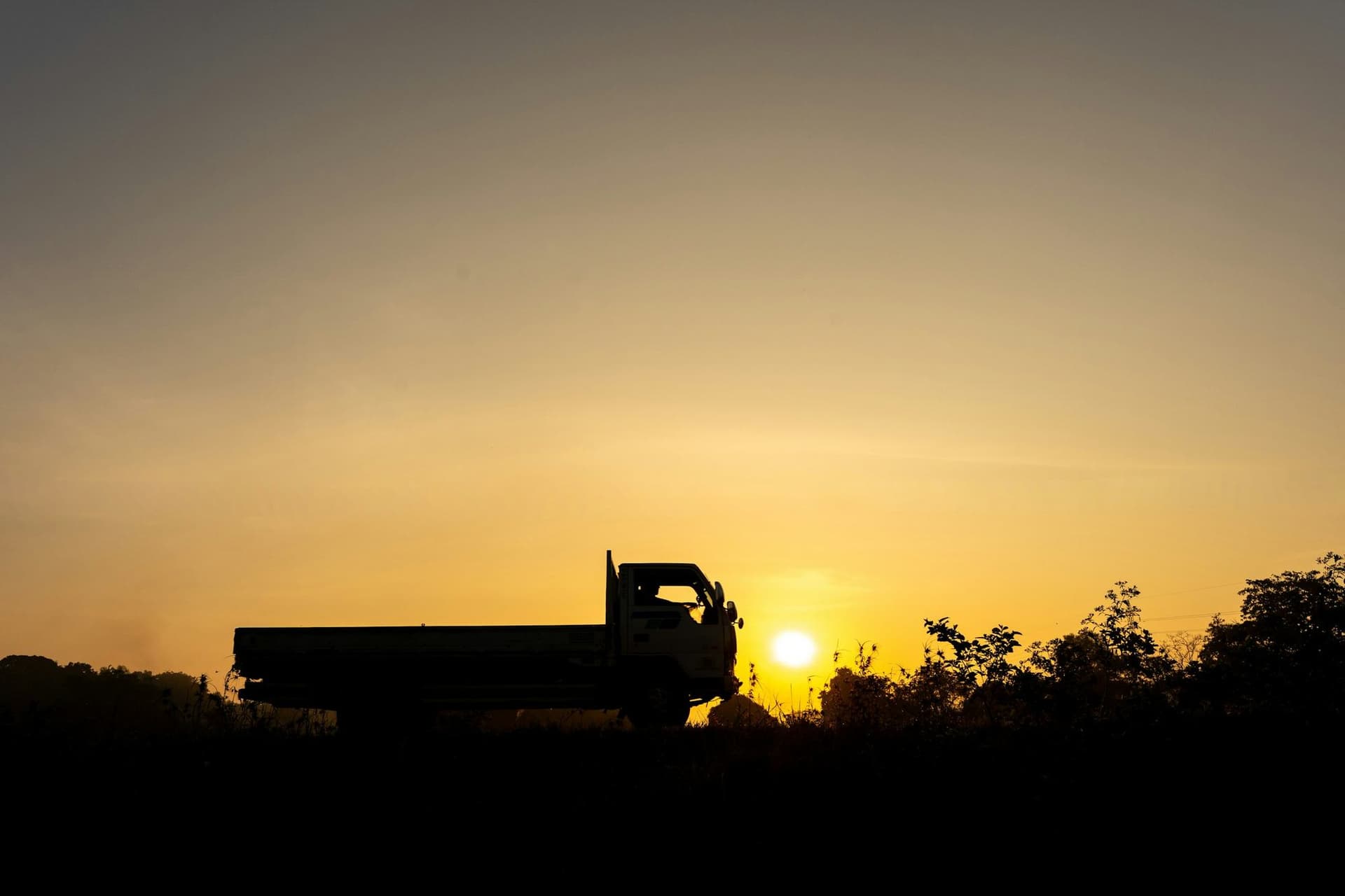 Was kostet ein unbesetzter LKW wirklich? Die ehrliche Monatsrechnung
